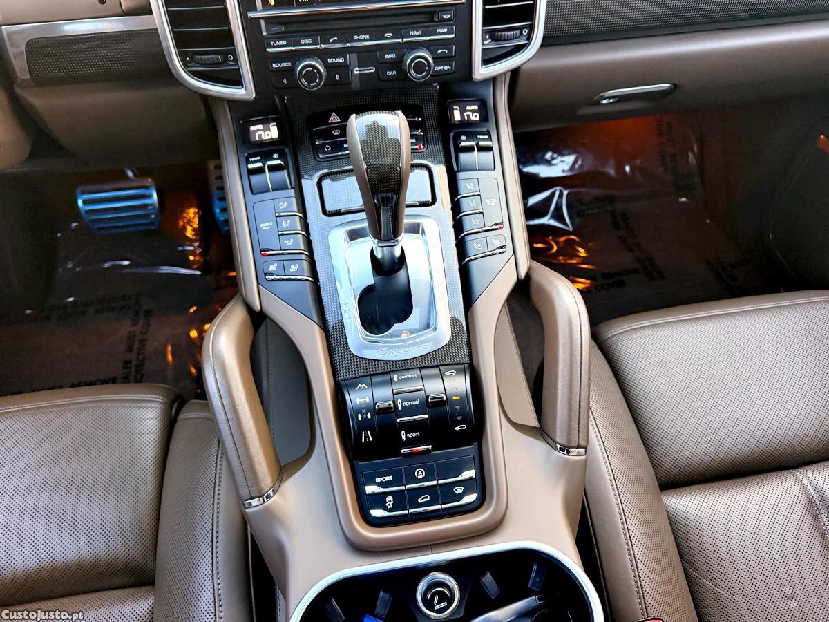 Porsche Cayenne Turbo — fotografia 41