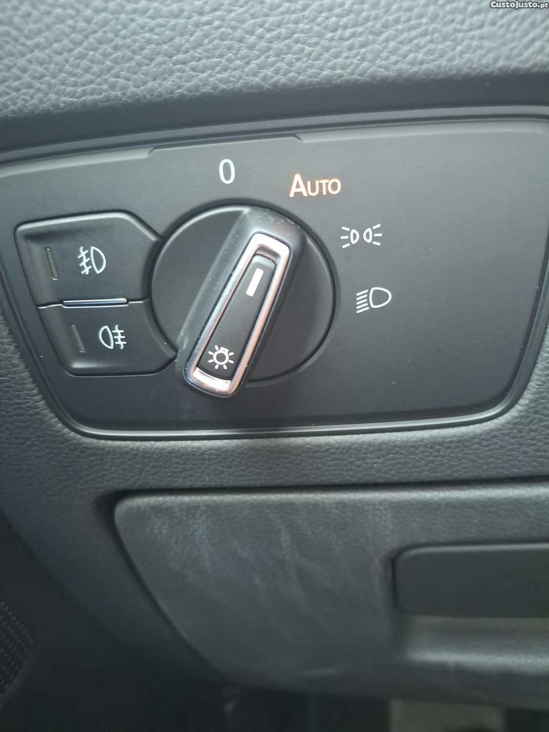 VW Passat Variant 2.0 TDi  R LINE - 22 — photo 3