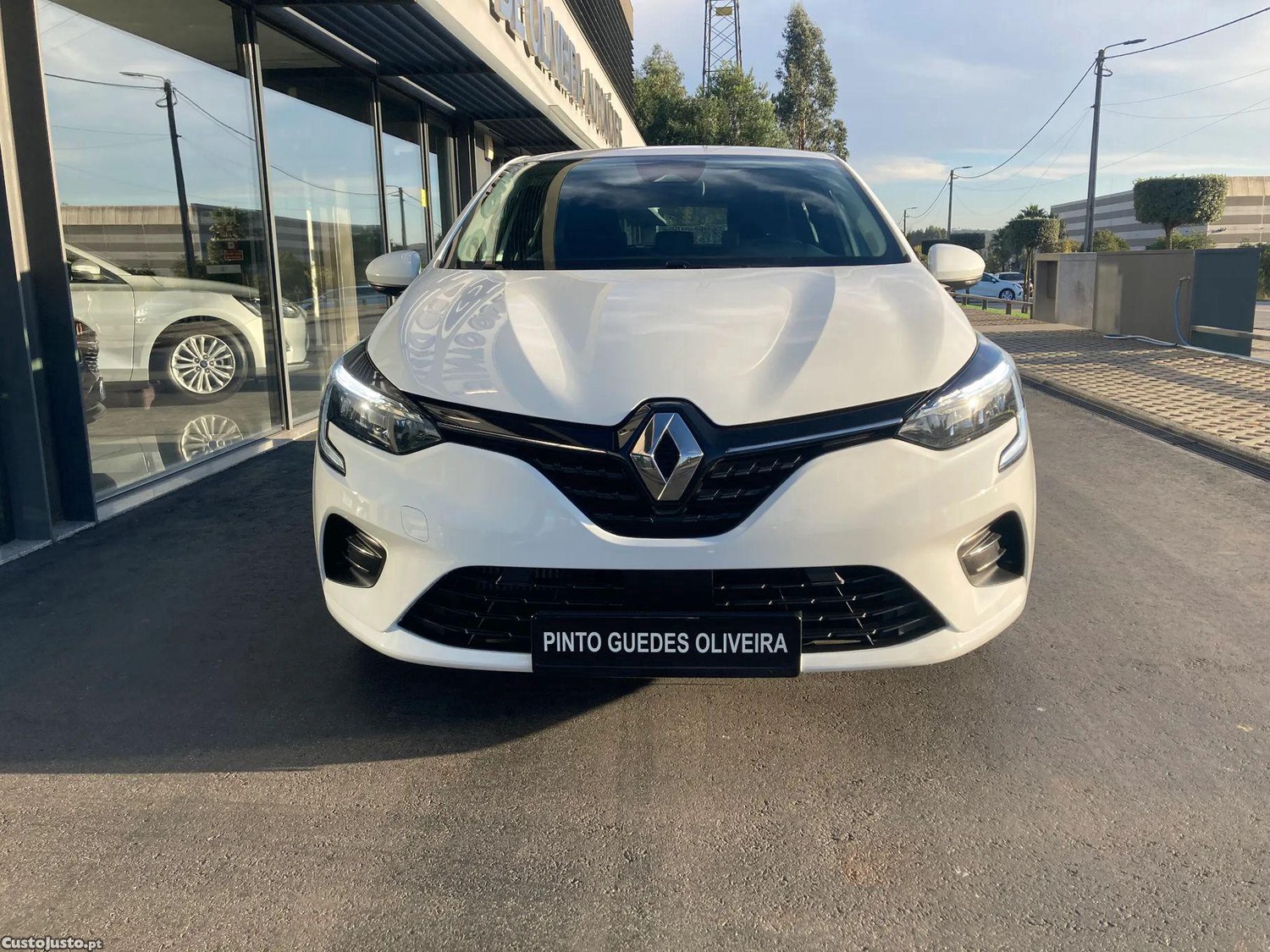 Renault Clio 1.0 TCe Evolution — fotografia 28