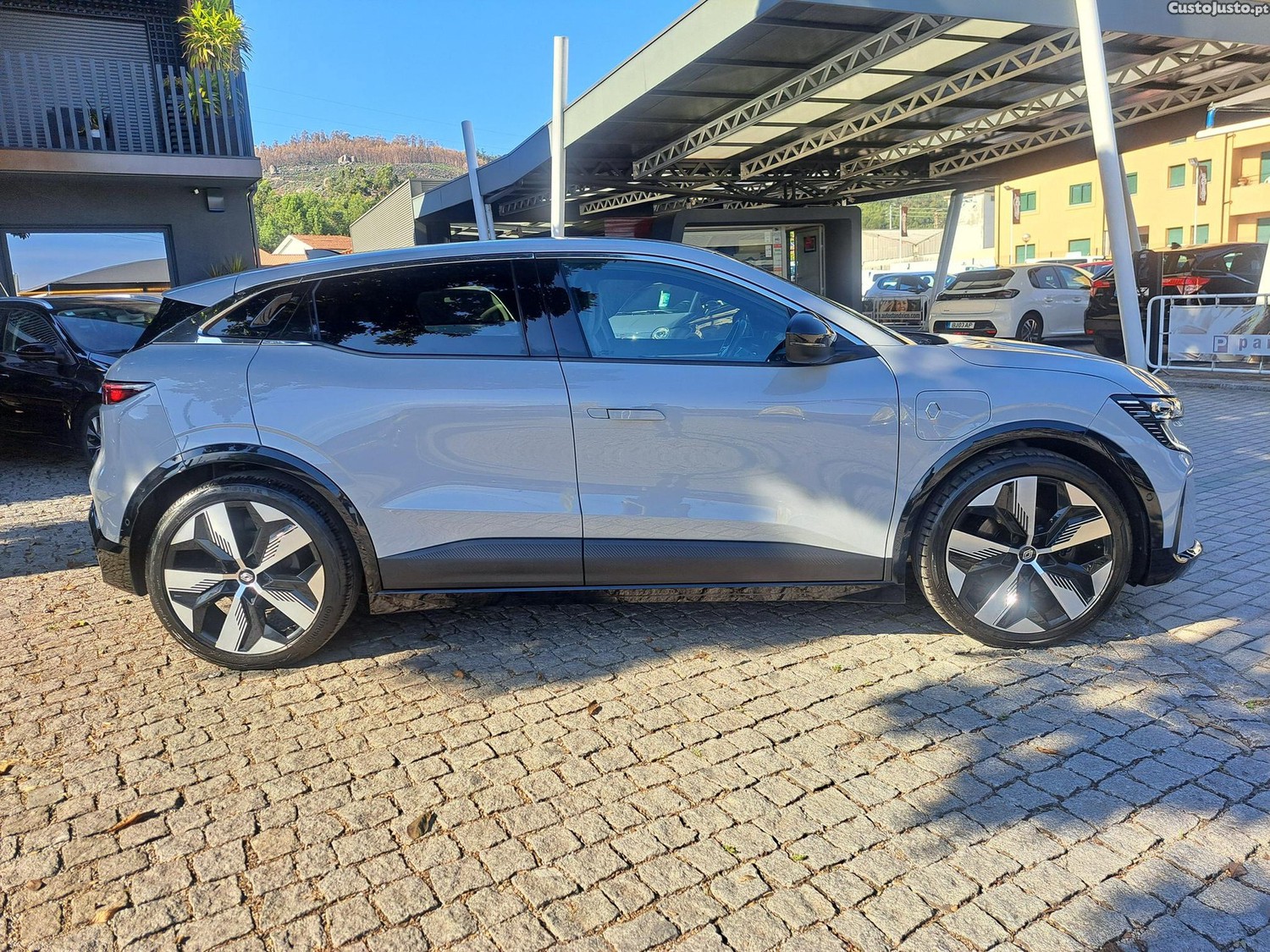 Renault Mégane E-Tech EV60 Techno - 22 foto 3