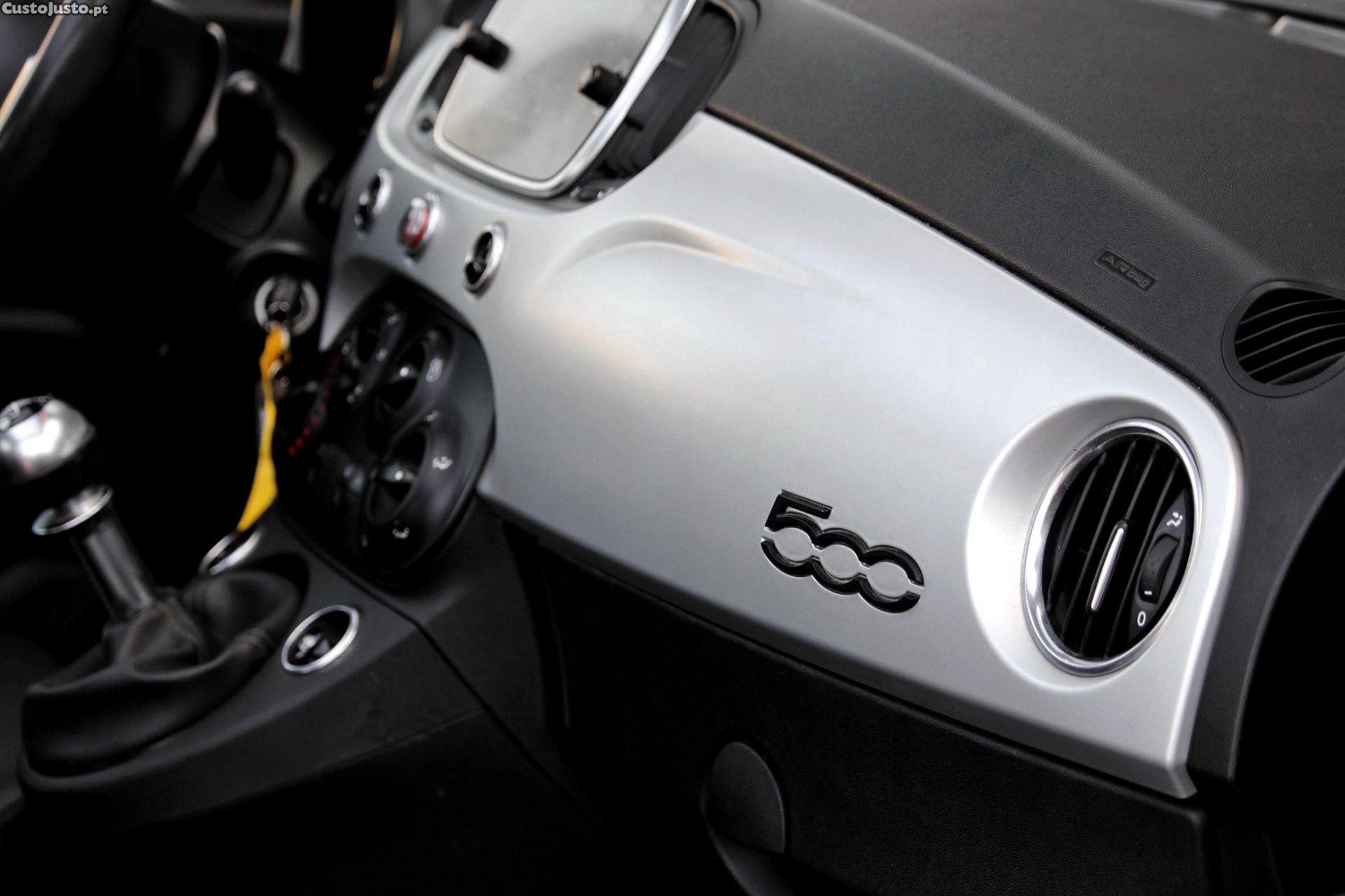 Fiat 500C 1.0 Hybrid Connect — fotografia 15