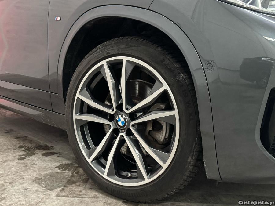 BMW X2 25 e xDrive X Pack M — fotografia 13