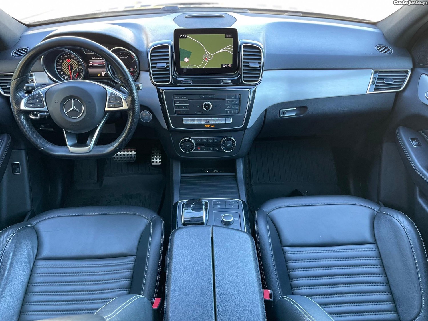 Mercedes-Benz GLE 43 AMG 4-Matic — fotografia 29