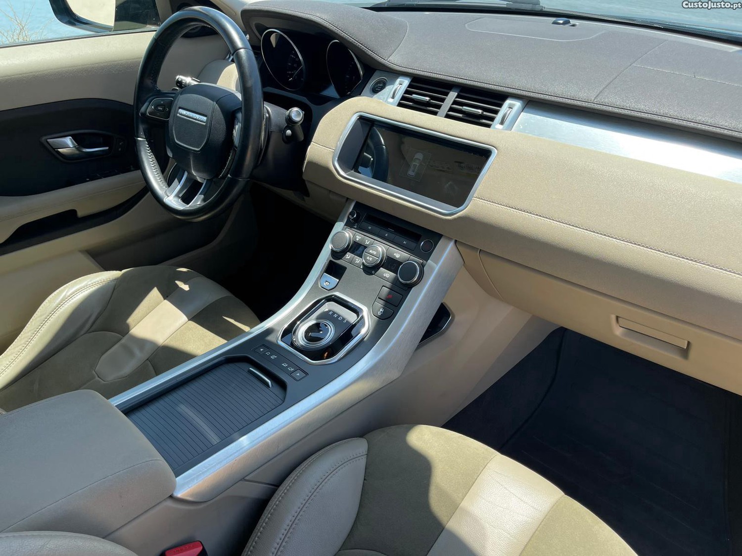 Land Rover Evoque 2.2 TD4 Dynamic Auto — fotografia 5