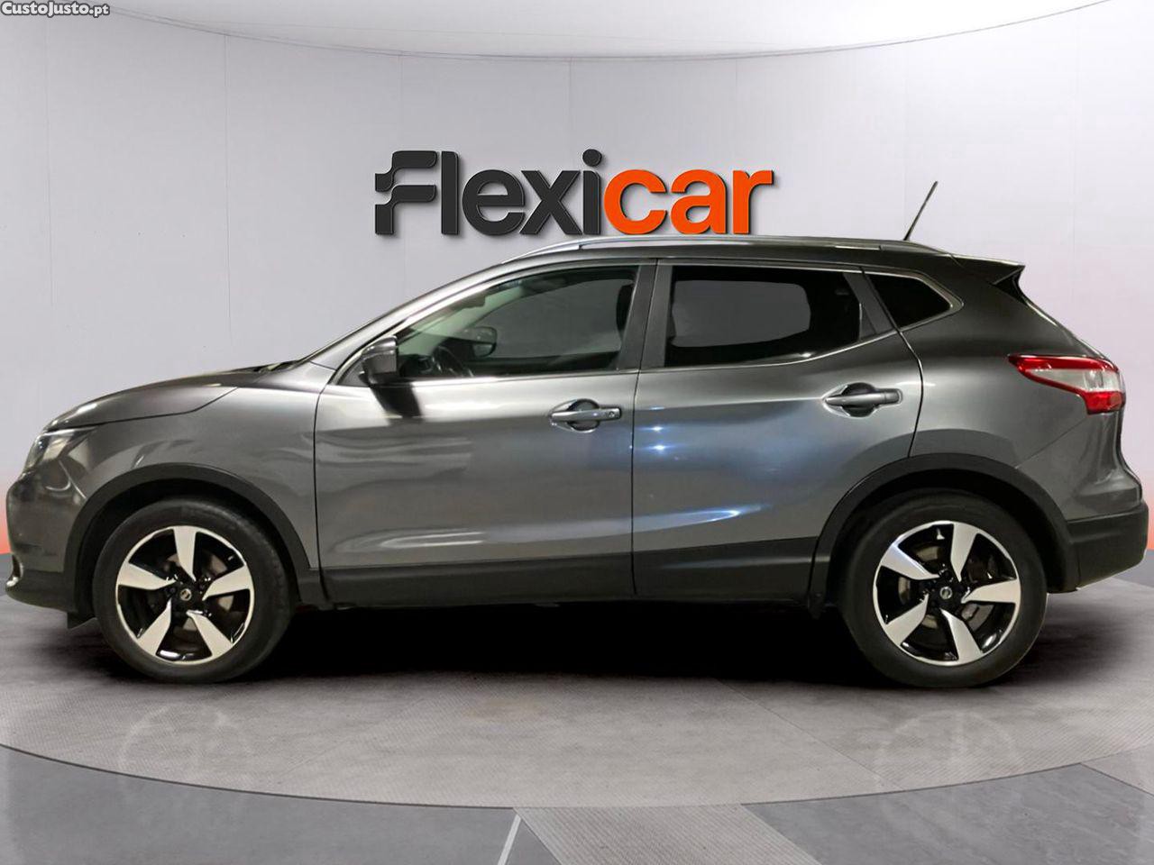 Nissan Qashqai 1.2 DIG-T N-Connecta 18 - 15 — photo 3