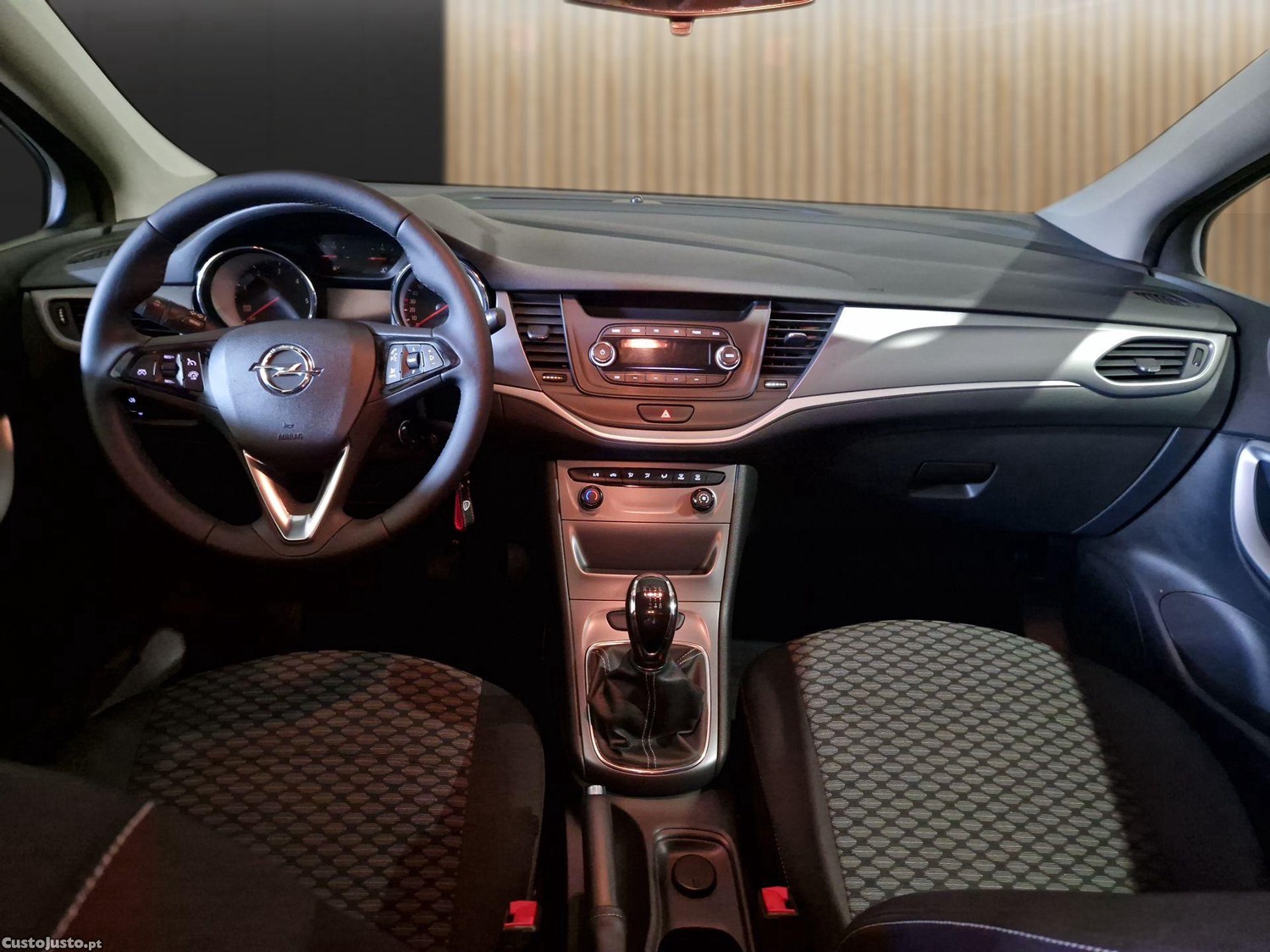 Opel Astra ST 1.6 CDTI — fotografia 4