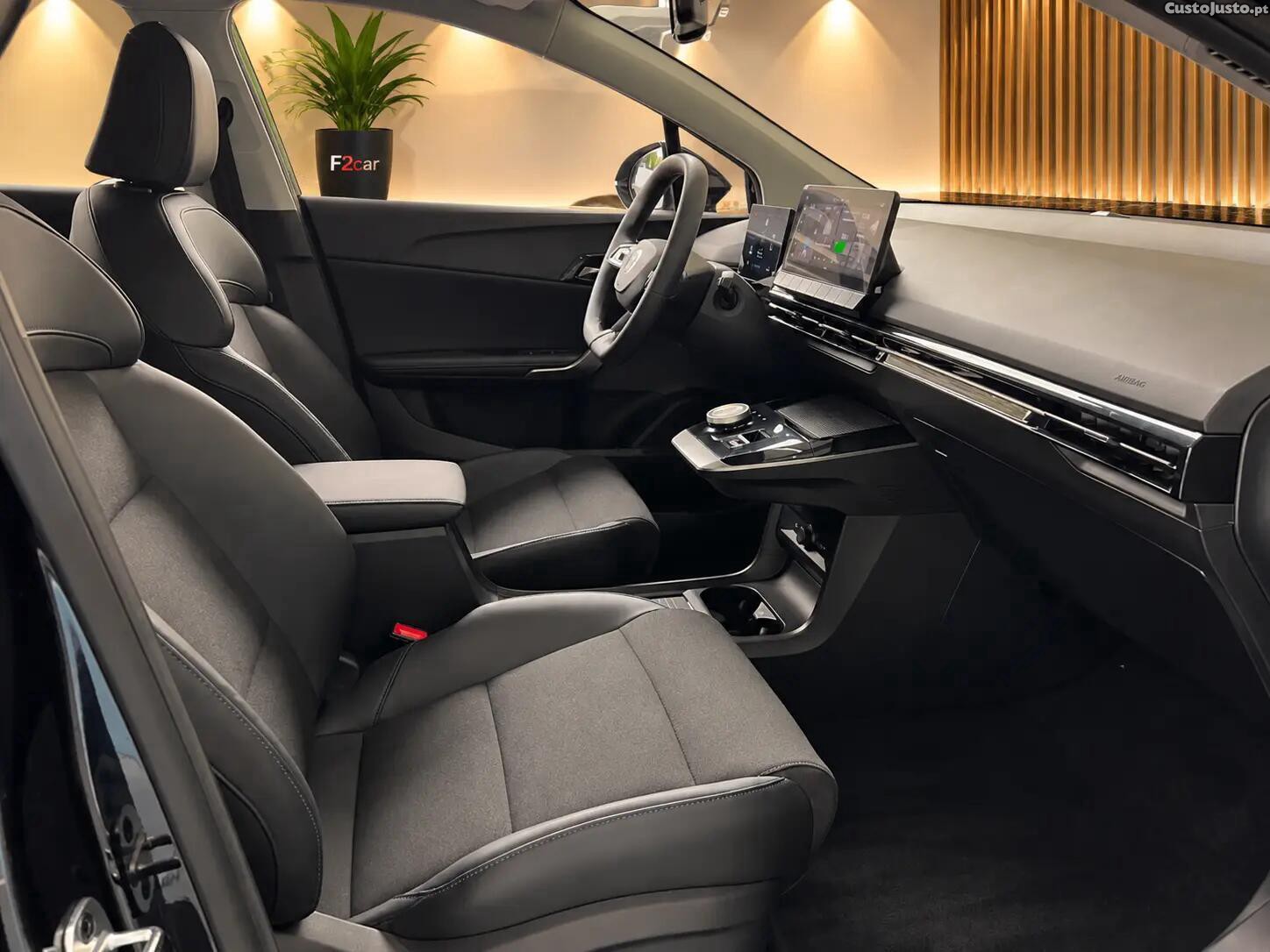 MG  64 kWh Luxury - 24 — photo 5