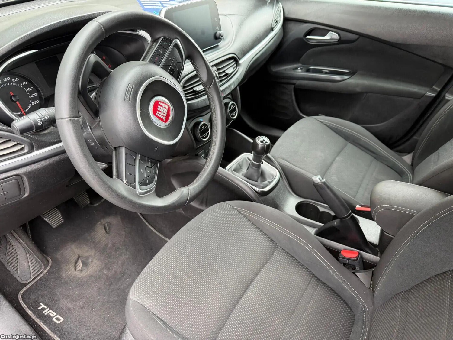 Fiat Tipo 1.3 Multijet City Life — fotografia 9