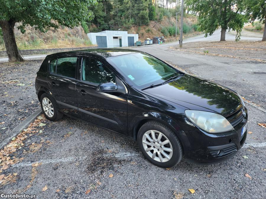Opel Astra 1.7 CDTi Enjoy — photo 4
