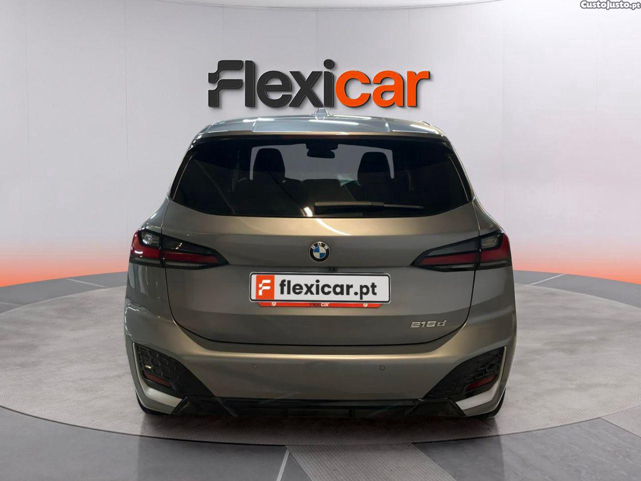 BMW 218 Active Tourer d Pack M Auto — fotografia 21