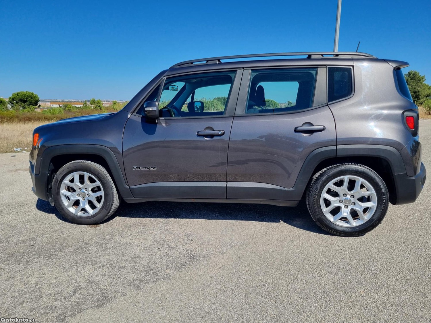 Jeep Renegade LONGITUDE — photo 5