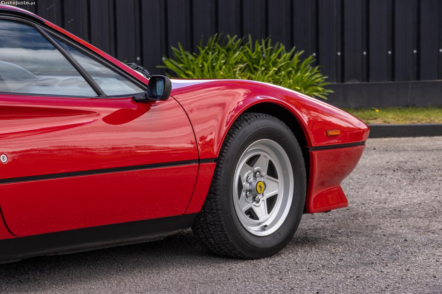 Ferrari 208 GTB Turbo — fotografia 19
