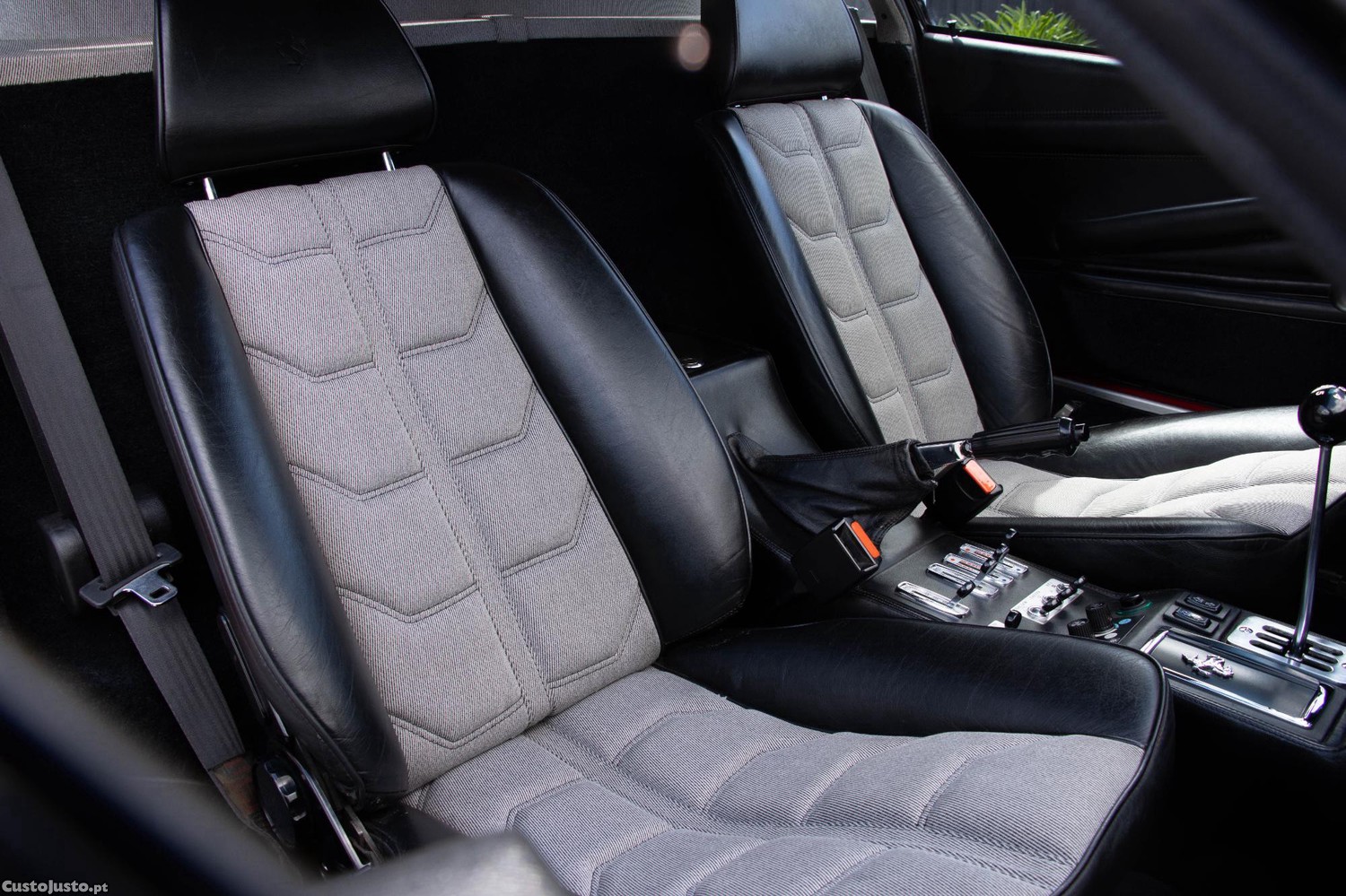 Ferrari 208 GTB Turbo — fotografia 6