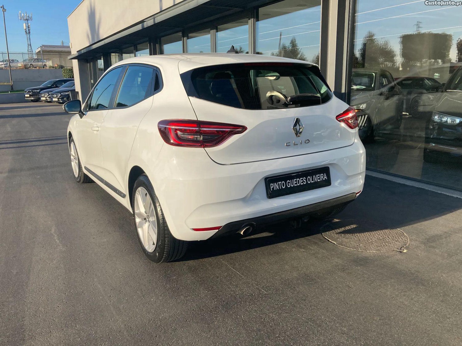 Renault Clio 1.0 TCe Evolution — fotografia 24
