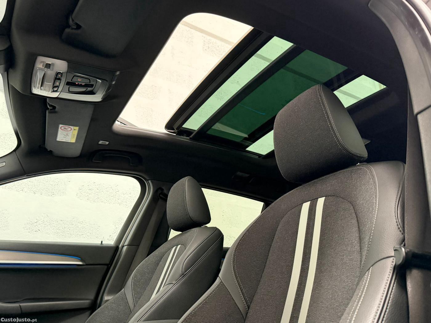 BMW X2 25 e xDrive X Pack M — fotografia 8