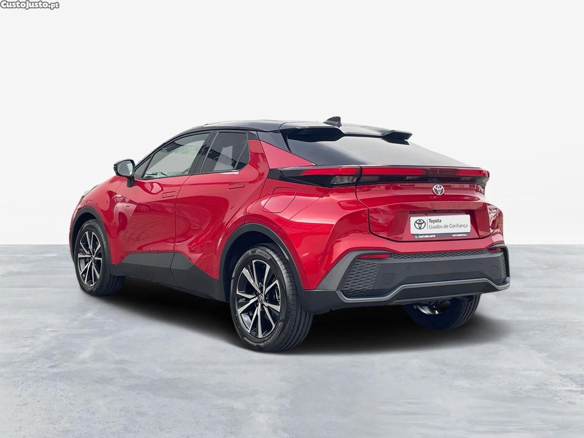 Toyota C-HR 2.0 HDF Plug-in Square Collection — fotografia 17