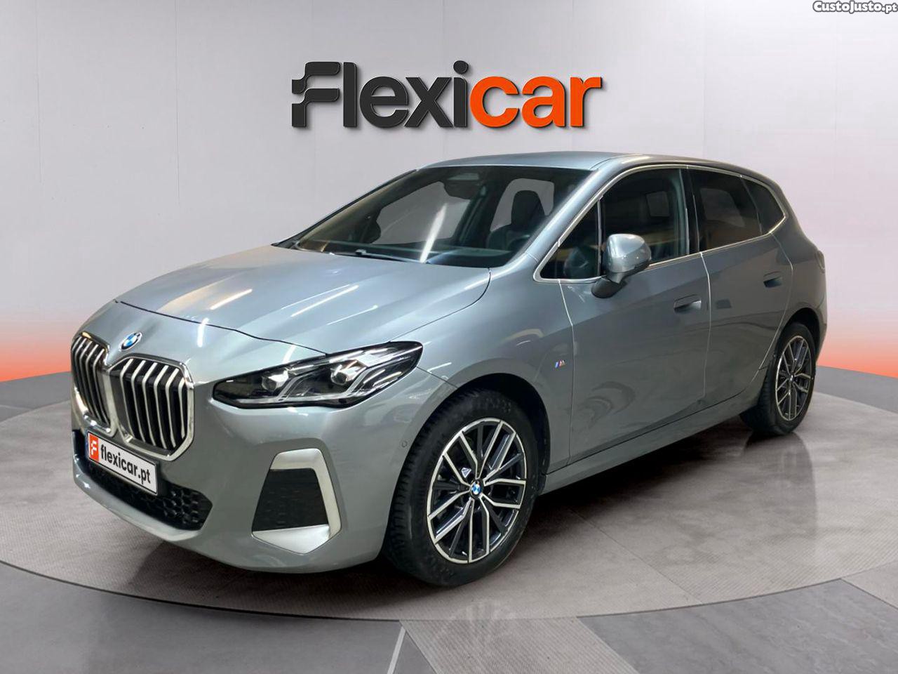 BMW 218 Active Tourer d Pack M Auto — fotografia 24