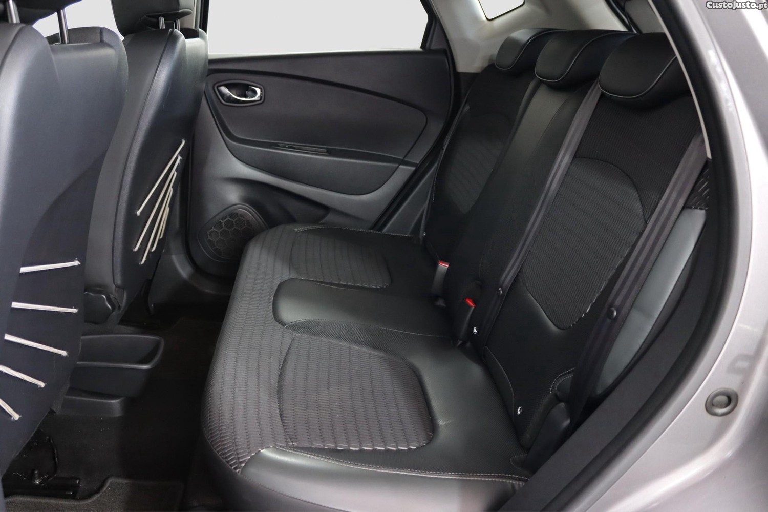 Renault Captur 1.2 TCe Energy Intens — fotografia 4