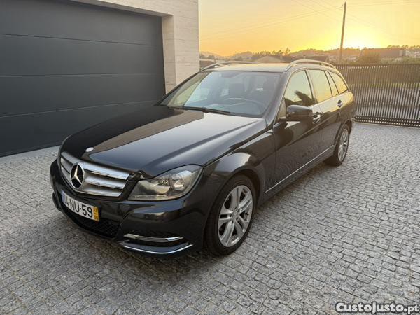 Mercedes-Benz C 220 C-220 BlueTEC Elegance BE — fotografia 11