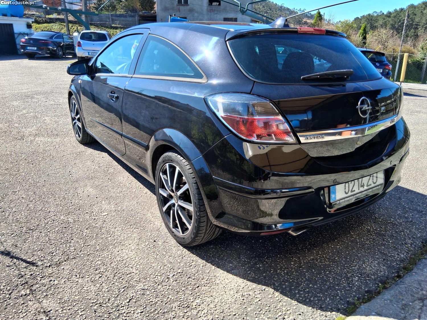 Opel Astra ( Gtc) — fotografia 6
