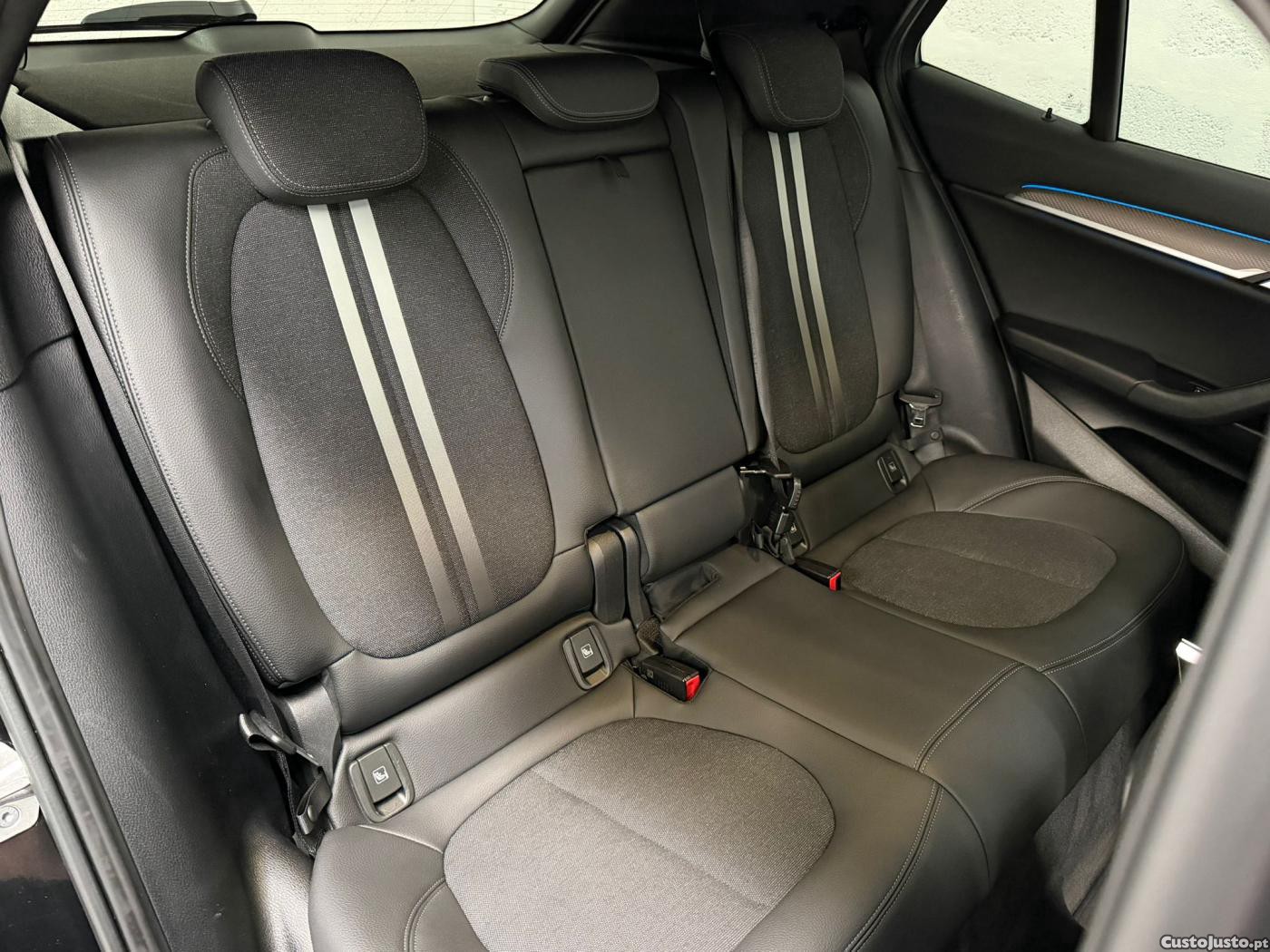 BMW X2 25 e xDrive X Pack M — fotografia 6