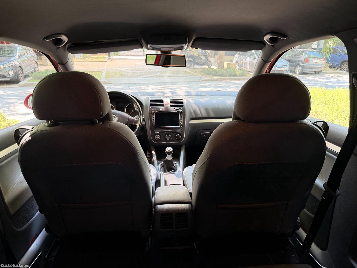 Volkswagen Golf 2.0 GTi — fotografia 4