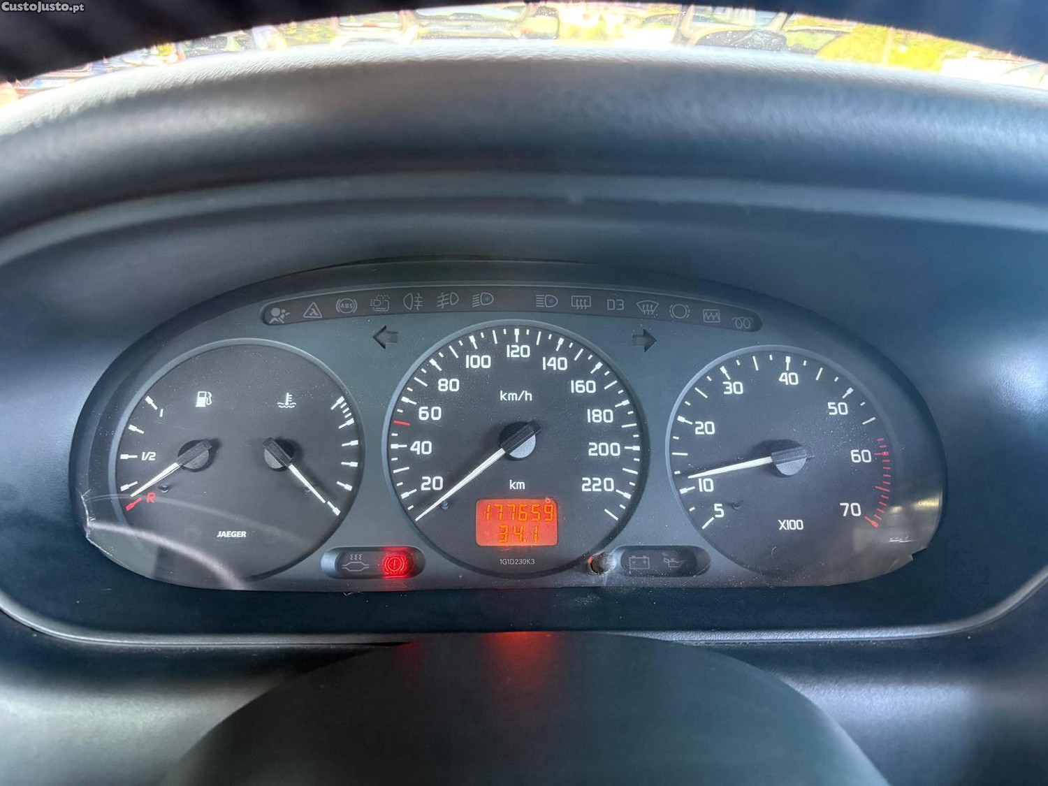 Renault Mégane 1.4 Symbol — fotografia 7