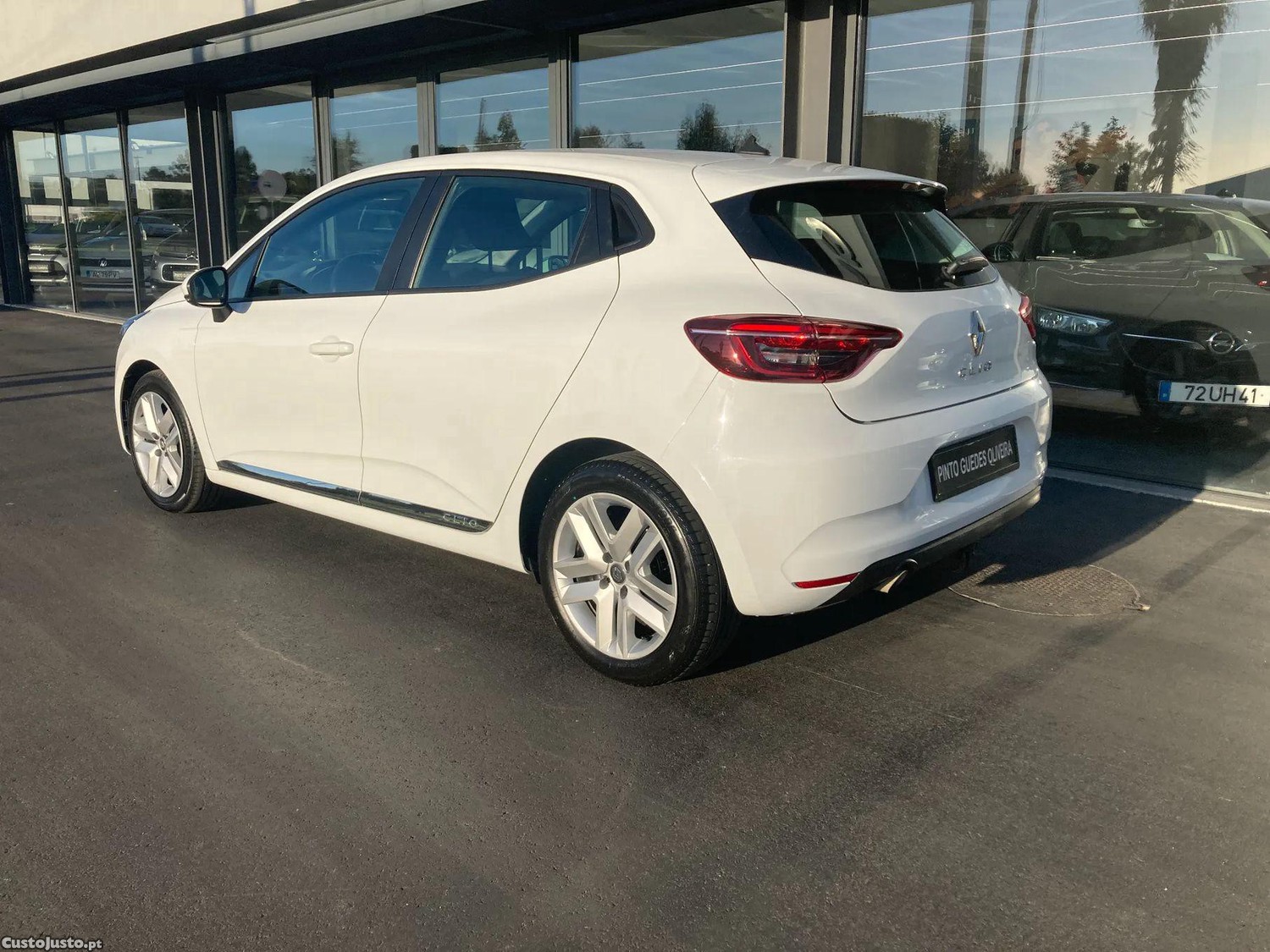 Renault Clio 1.0 TCe Evolution — fotografia 25