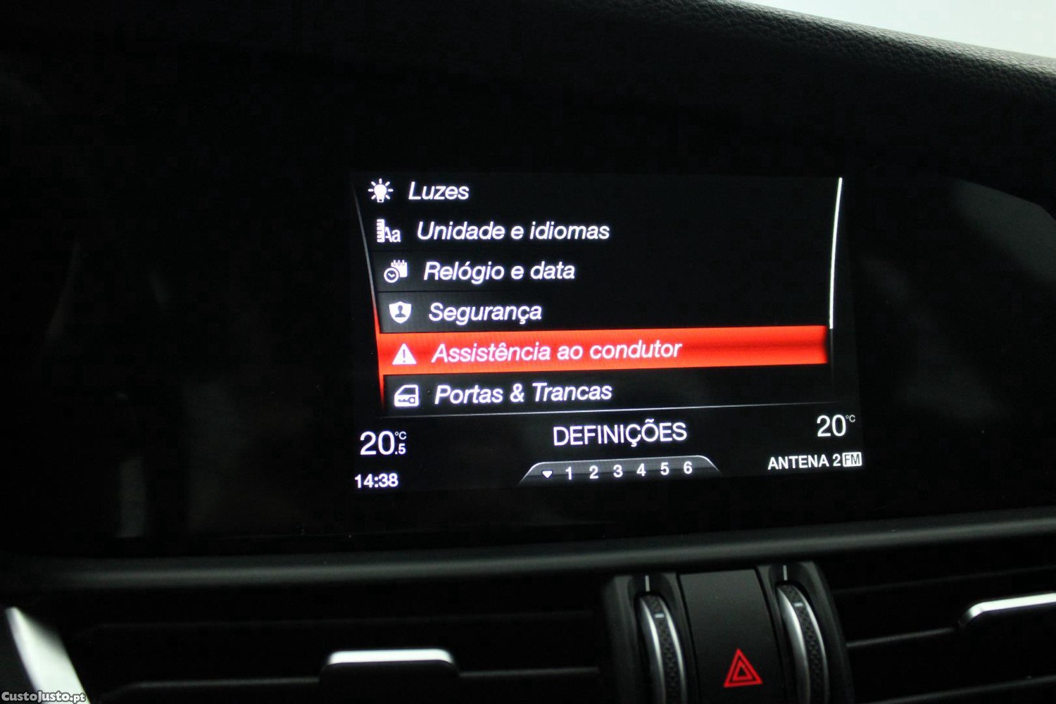 Alfa Romeo Giulia 2.2D — fotografia 27