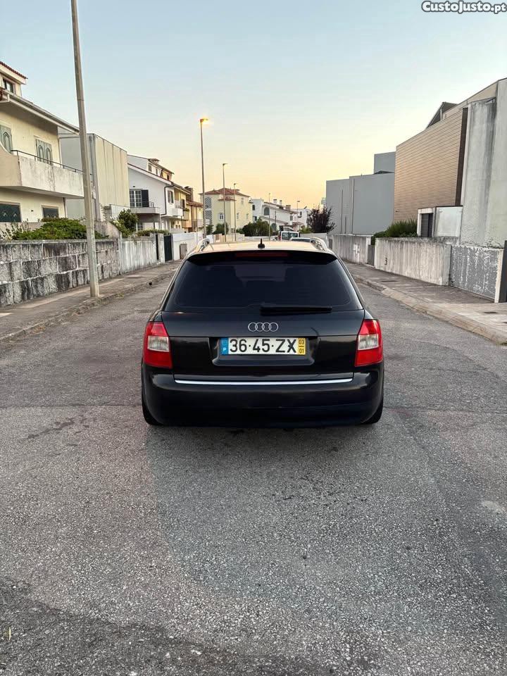 Audi A4 B6 — fotografia 2