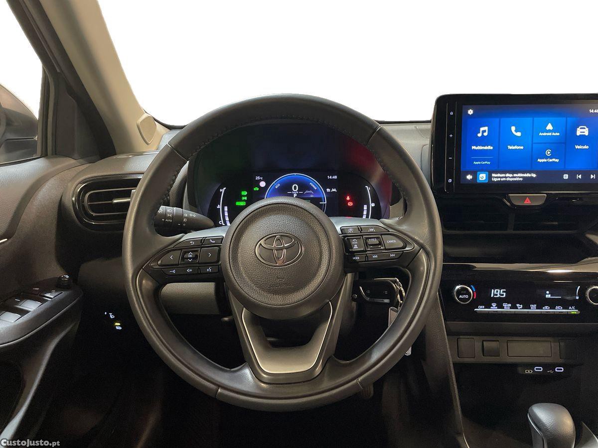 Toyota Yaris Cross 1.5 HDF Comfort Plus — fotografia 10