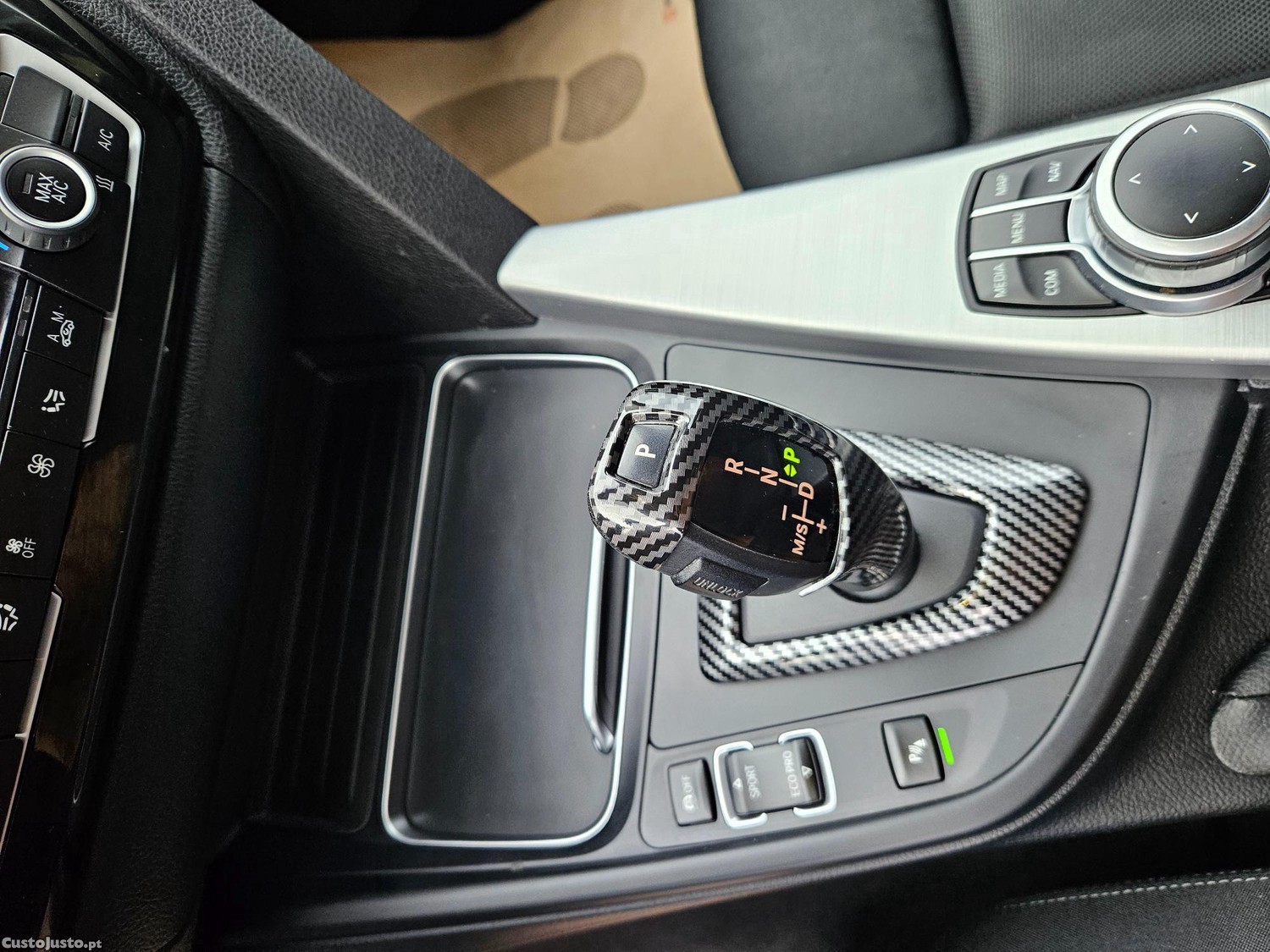 BMW 318 D TOURING SPORT LINE — fotografia 4
