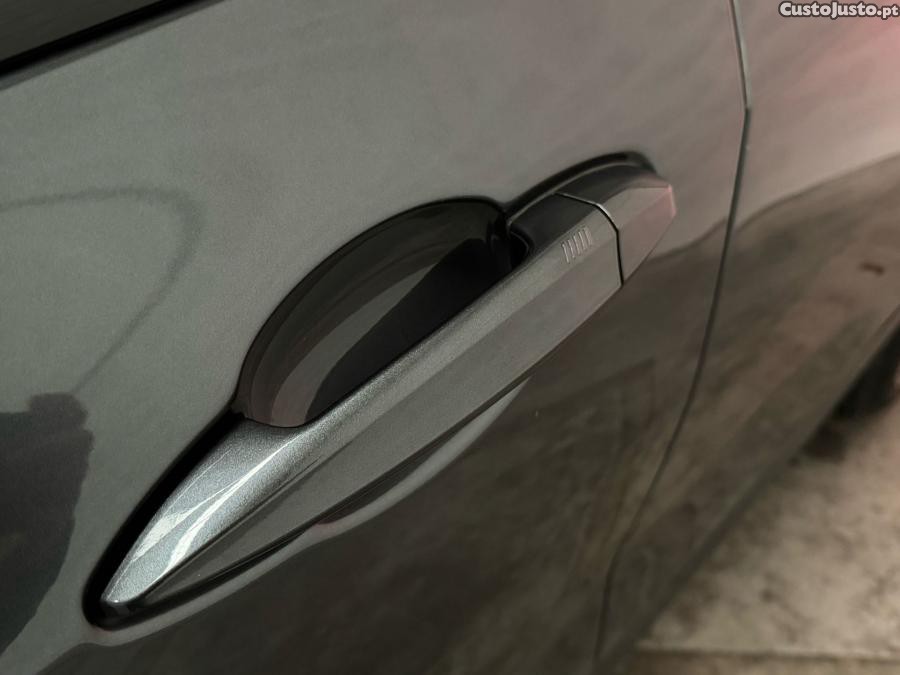 BMW X2 25 e xDrive X Pack M — fotografia 15