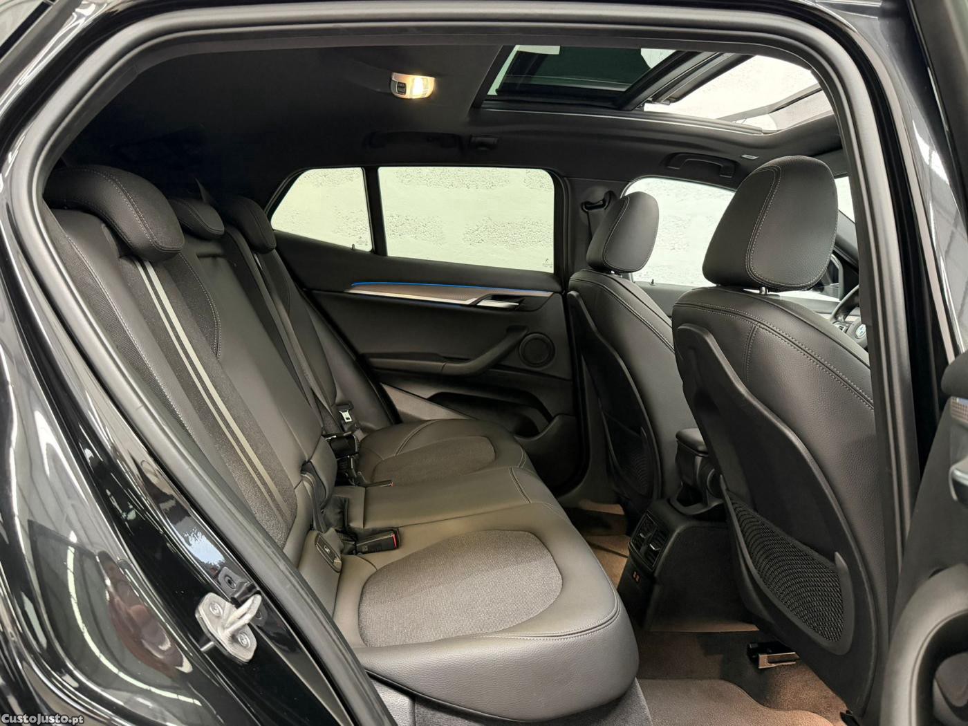BMW X2 25 e xDrive X Pack M — fotografia 7