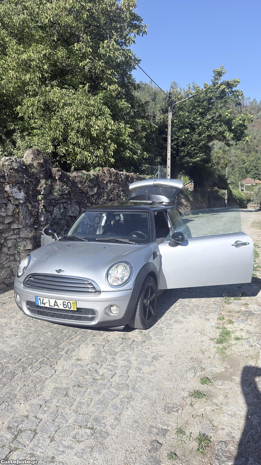 MINI Cooper D — photo 2