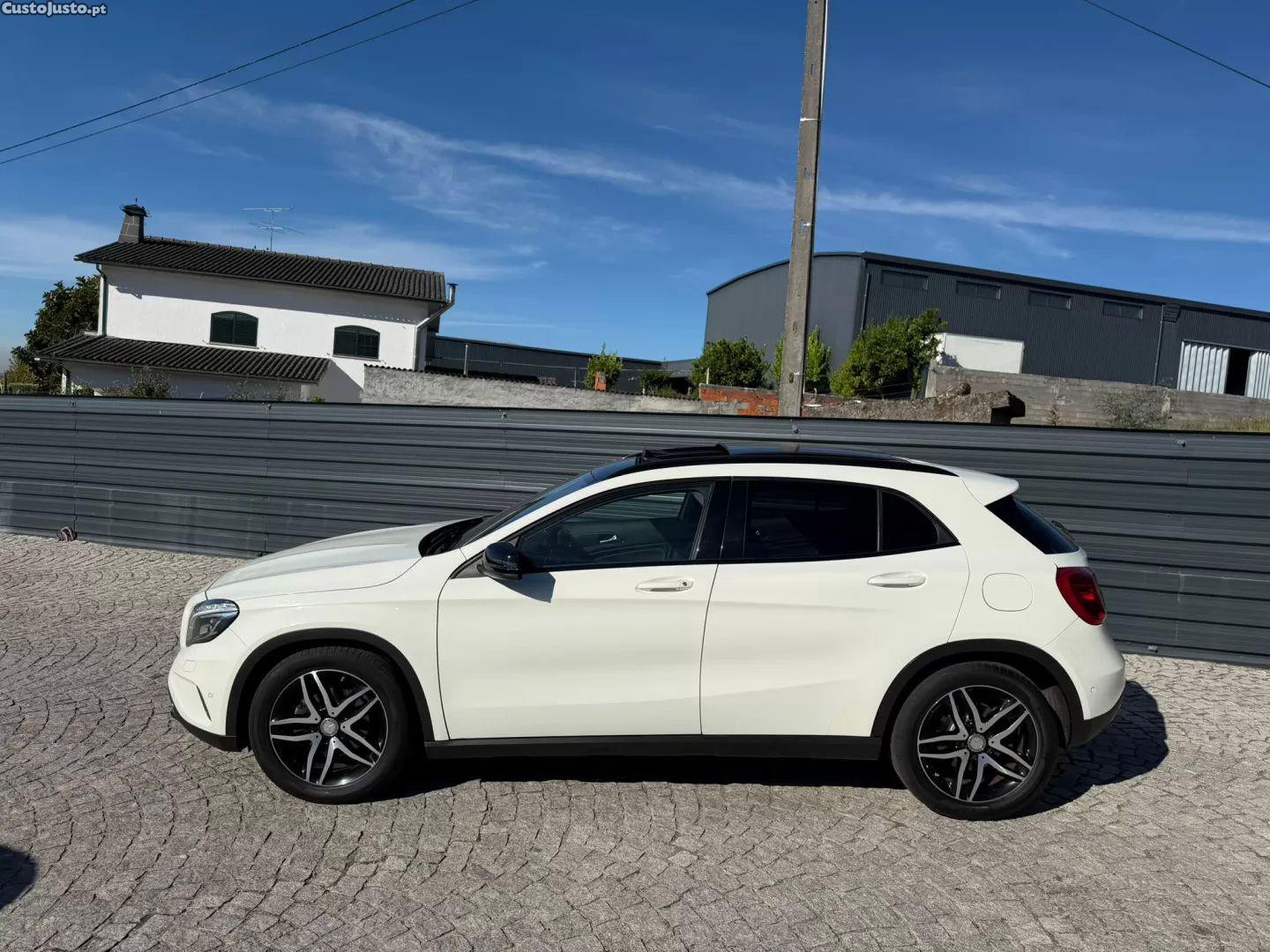 Mercedes-Benz GLA 200 (cdi) d urban - 14 — photo 2