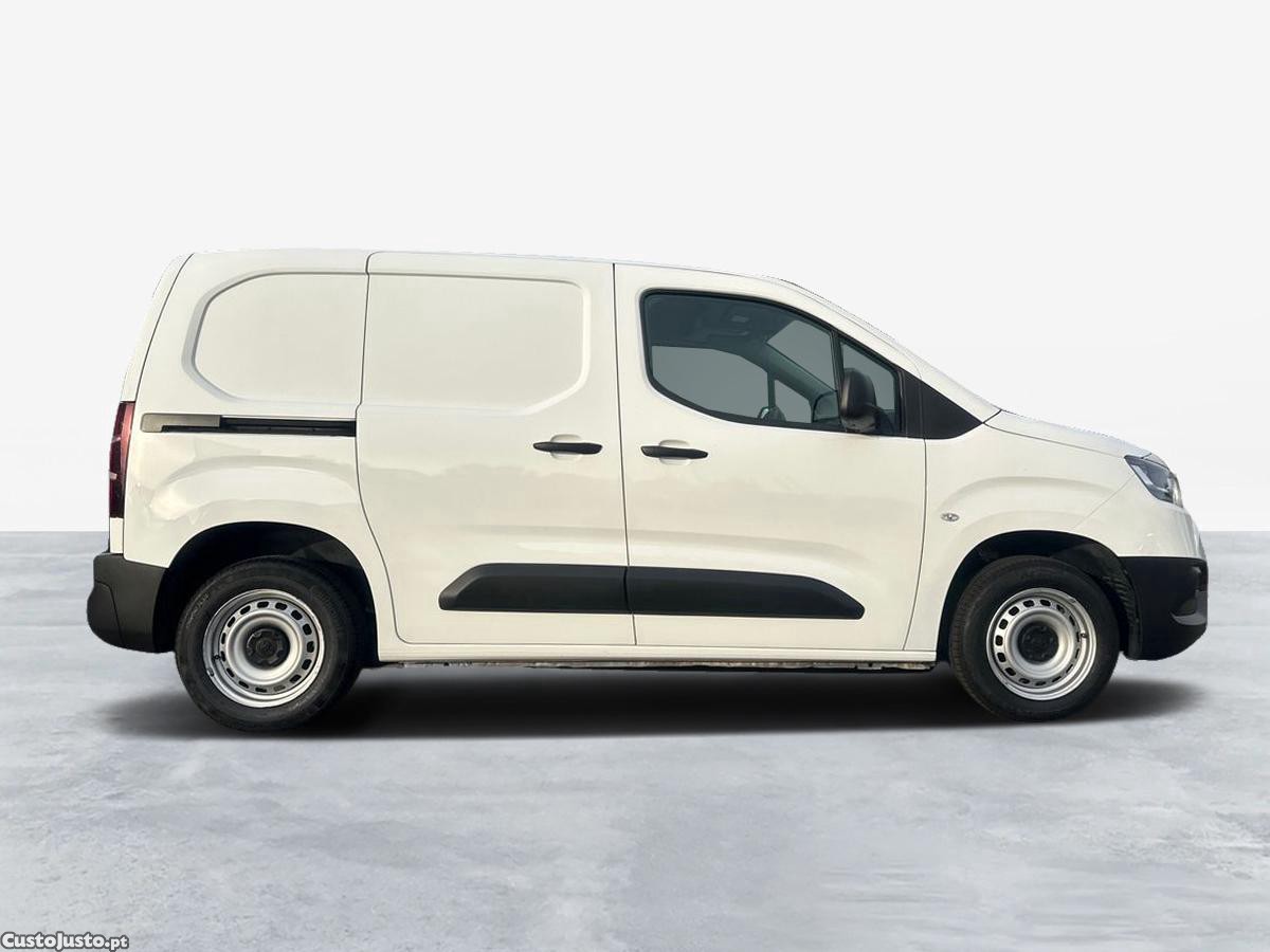 Toyota Proace City 1.5D L1 Comfort — fotografia 4
