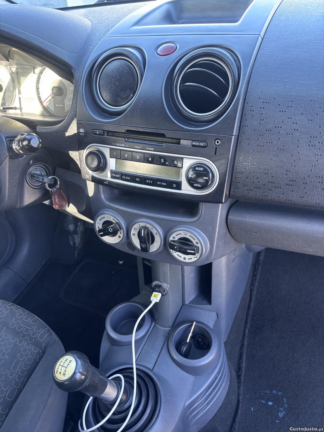 Mitsubishi Colt Confort — fotografia 8