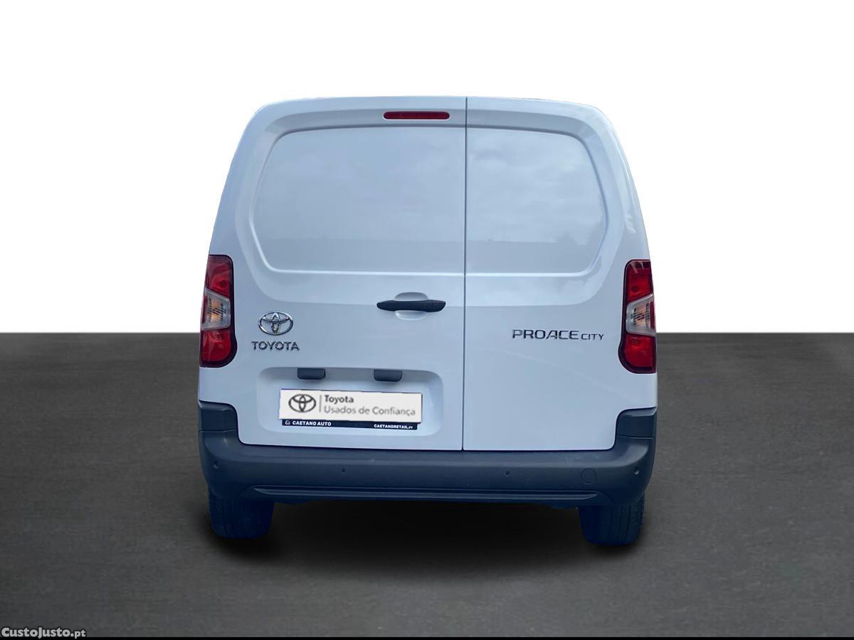 Toyota Proace City 1.5D L2 Comfort — fotografia 12
