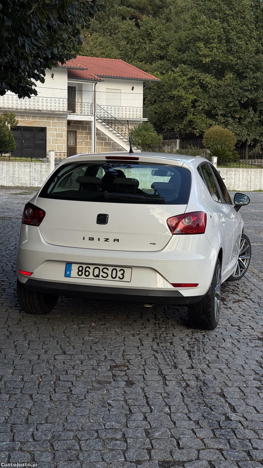 Seat Ibiza 1.6TDI - 13 foto 4