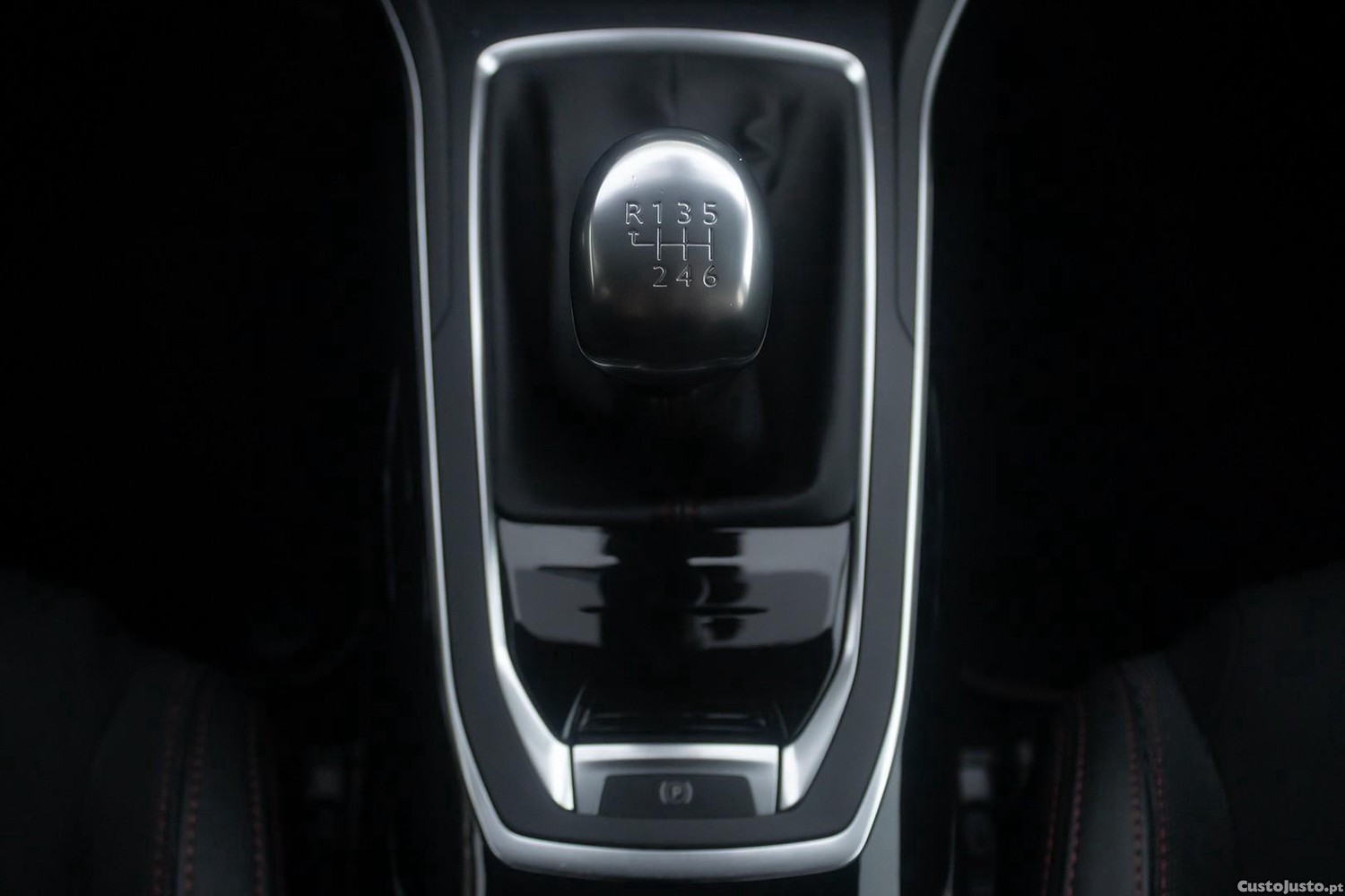 Peugeot 308 1.5 BlueHDi GT Line — fotografia 12