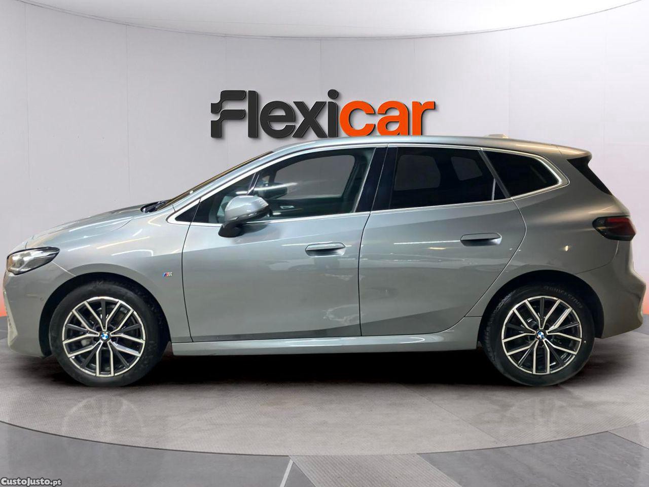 BMW 218 Active Tourer d Pack M Auto — fotografia 23