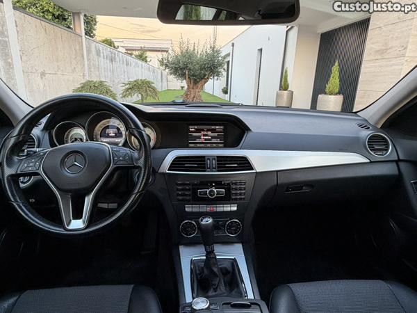 Mercedes-Benz C 220 C-220 BlueTEC Elegance BE — fotografia 3