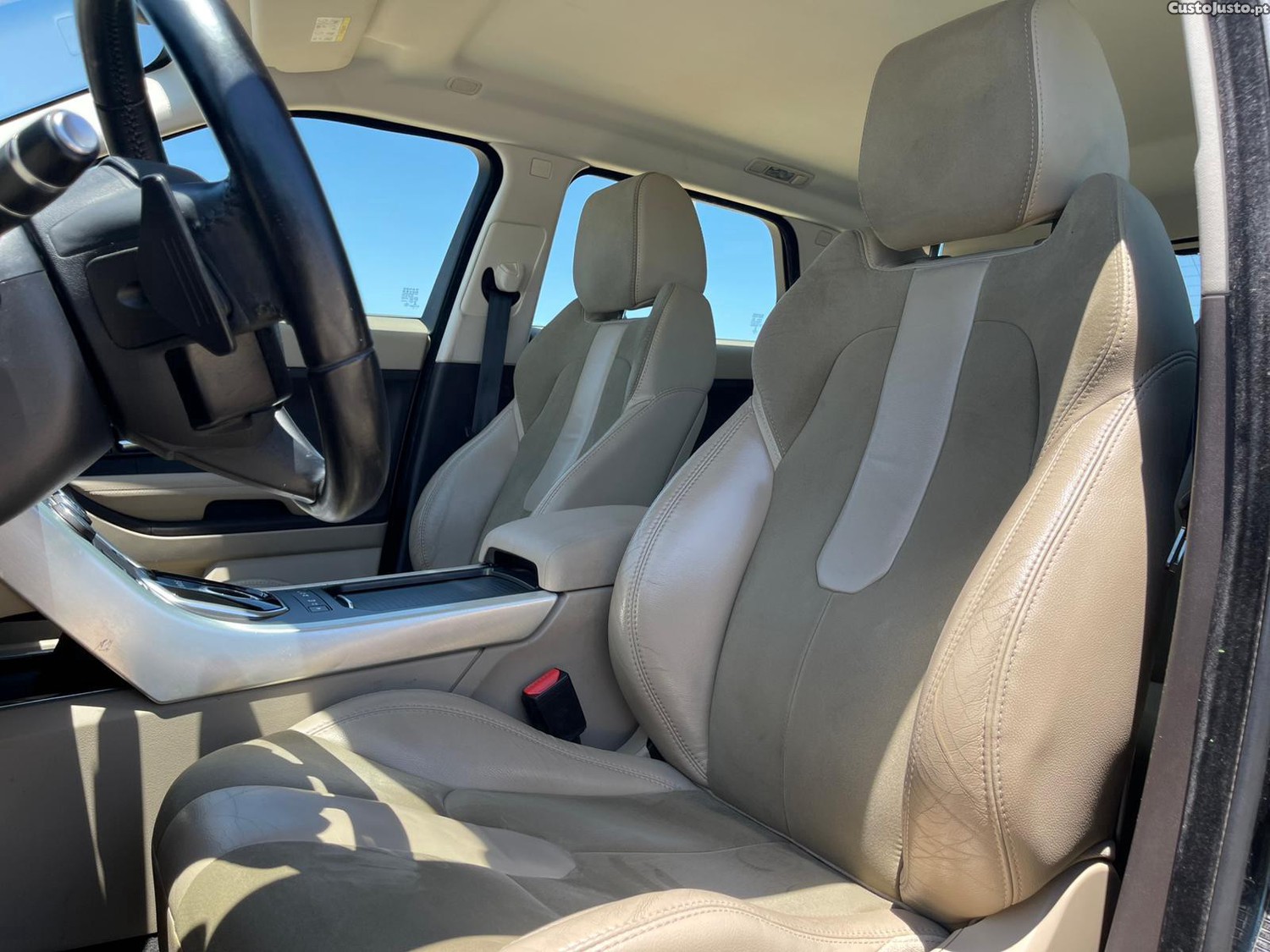 Land Rover Evoque 2.2 TD4 Dynamic Auto — fotografia 8