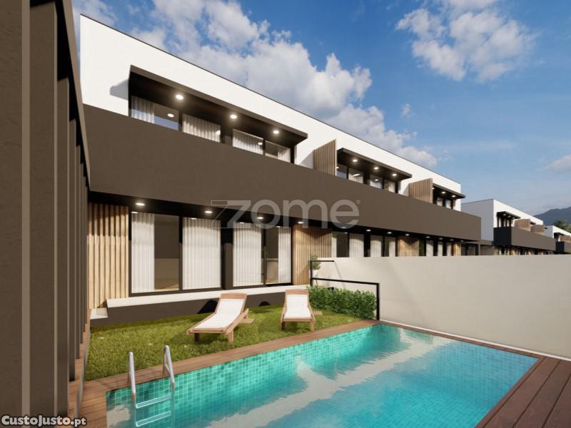 Moradia T3 Nova Fr.2, Com Piscina Em Fão,...