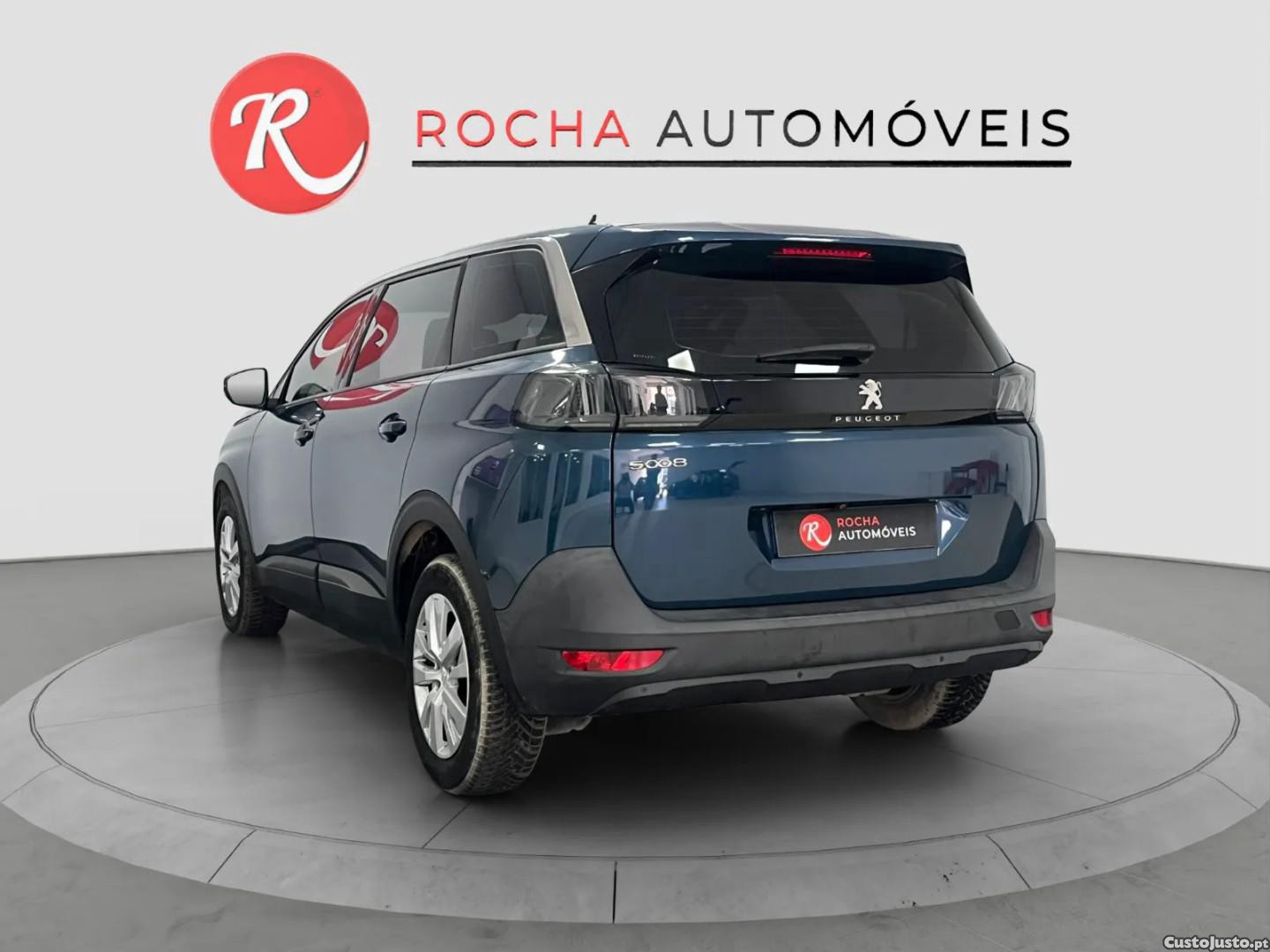 Peugeot 5008 PureTech 130 EAT8 Stop & Start Active — photo 4