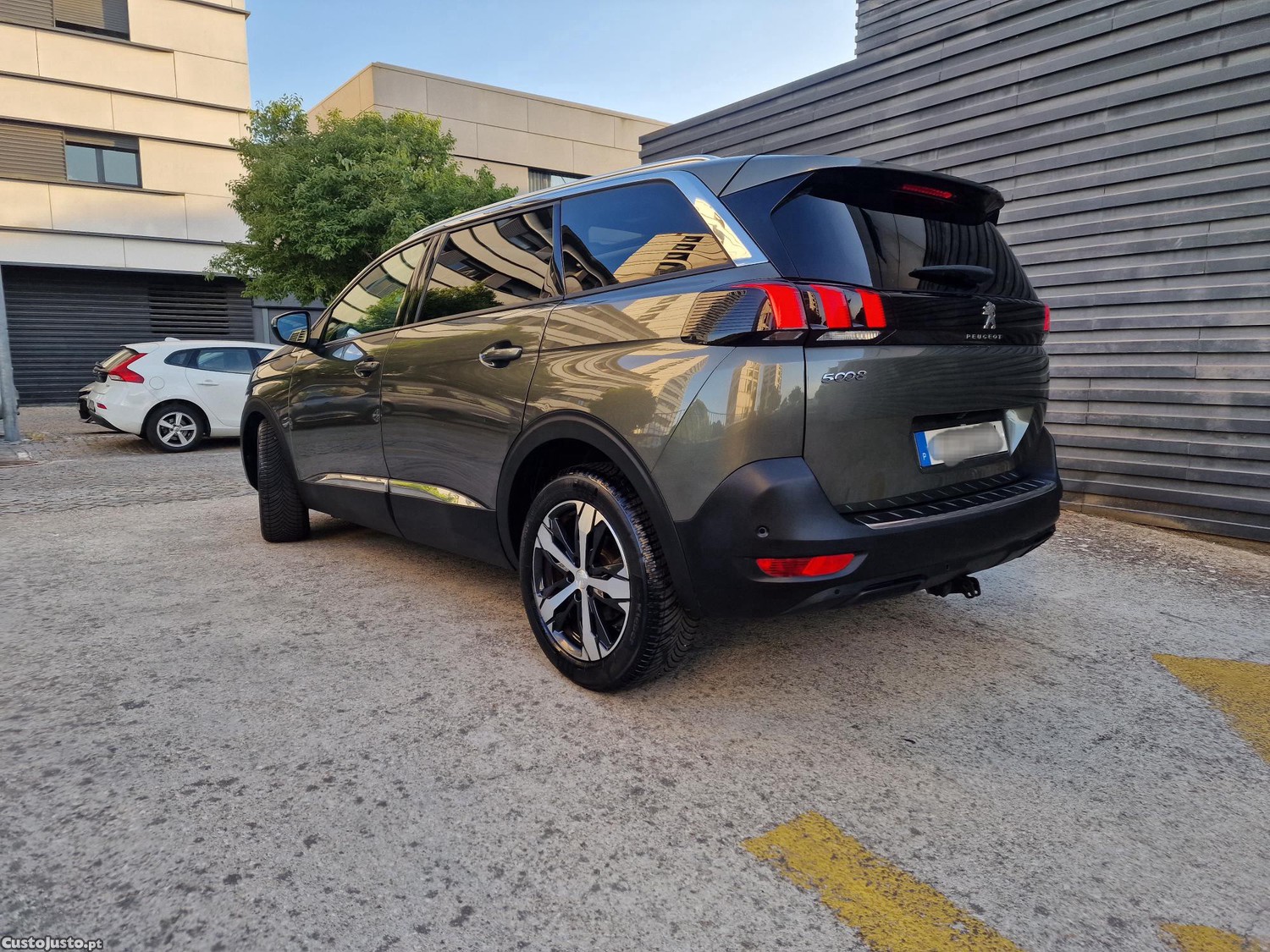 Peugeot 5008 1.2 Puretech Allure teto panoramico — fotografia 14