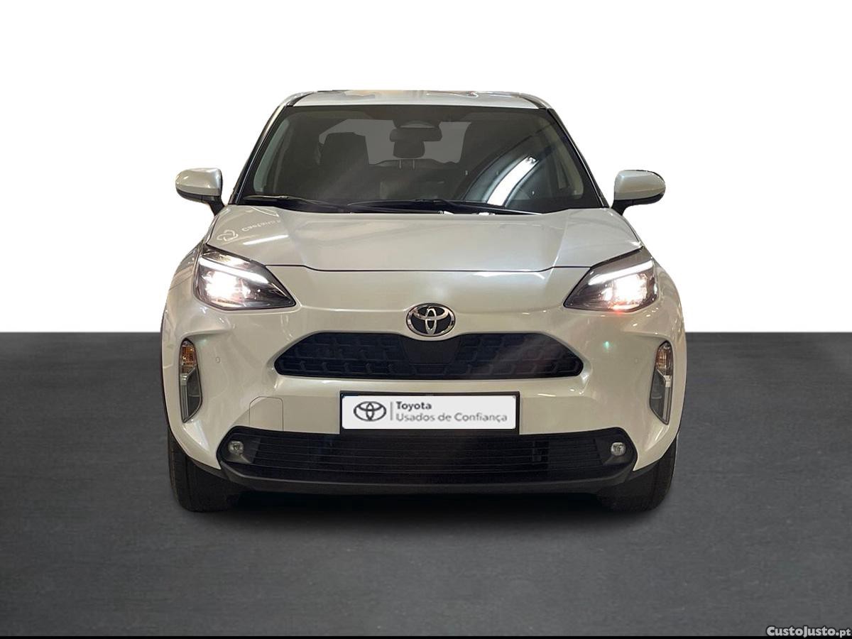 Toyota Yaris Cross 1.5 HDF Comfort Plus — fotografia 14