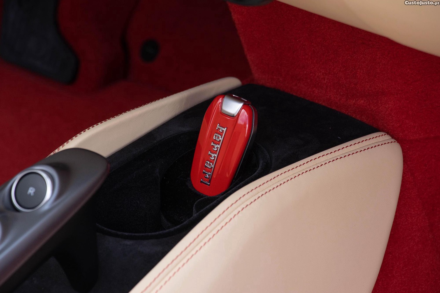 Ferrari F8 Spider V8 — fotografia 8