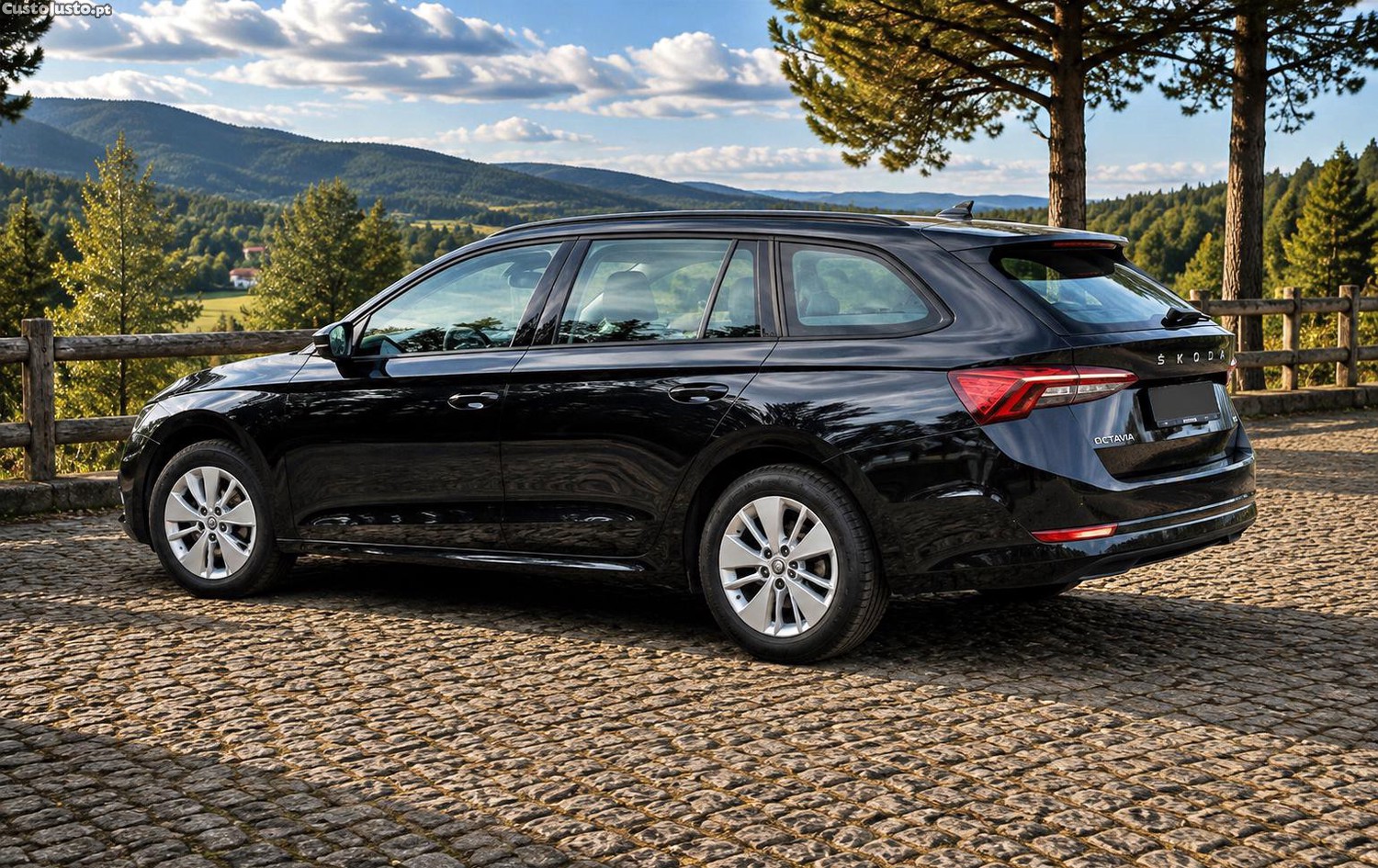 Skoda Octavia Break 2.0 TDI Style — fotografia 10